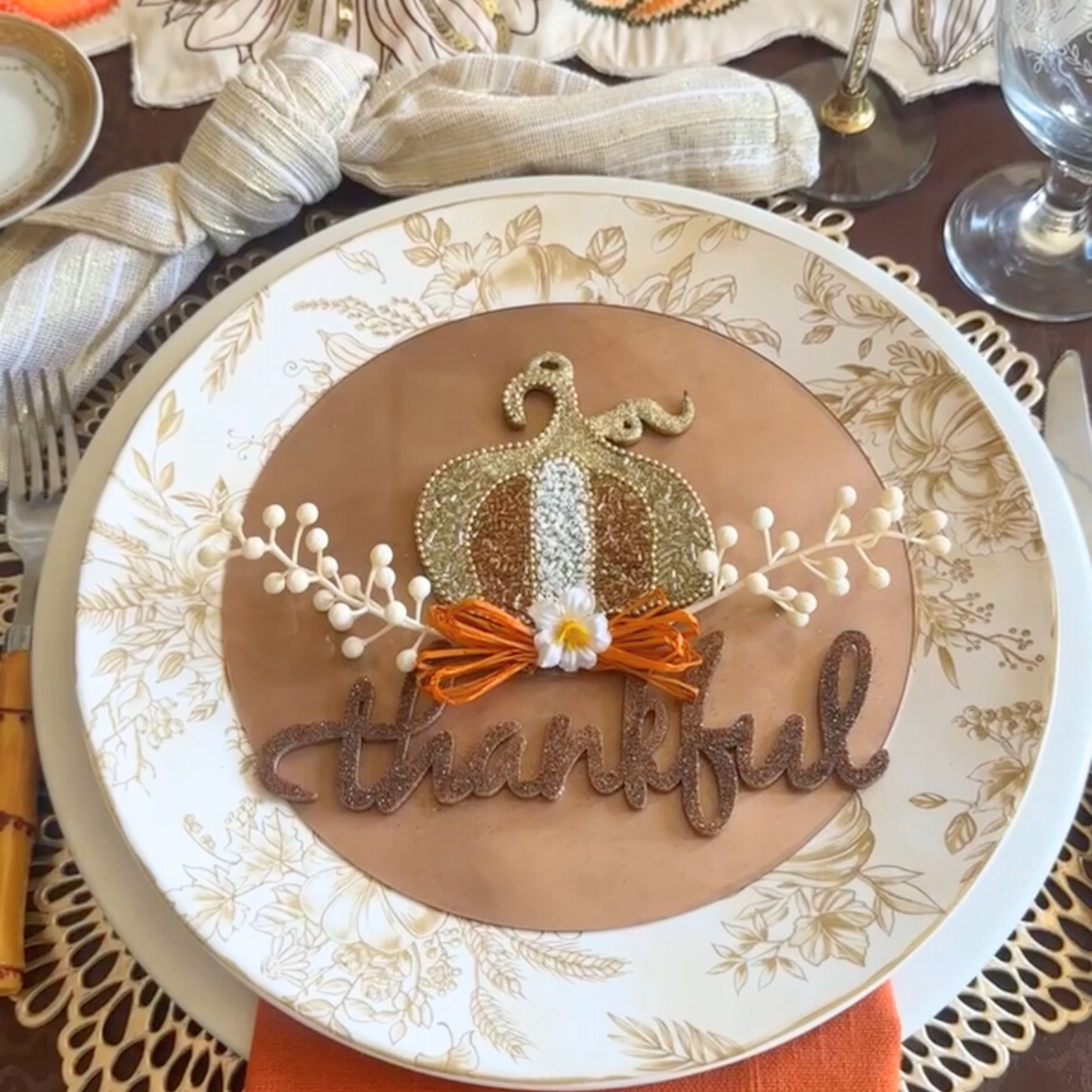 Thankful - Bronze/White/Gold - Tablescape and Table Setting Decor